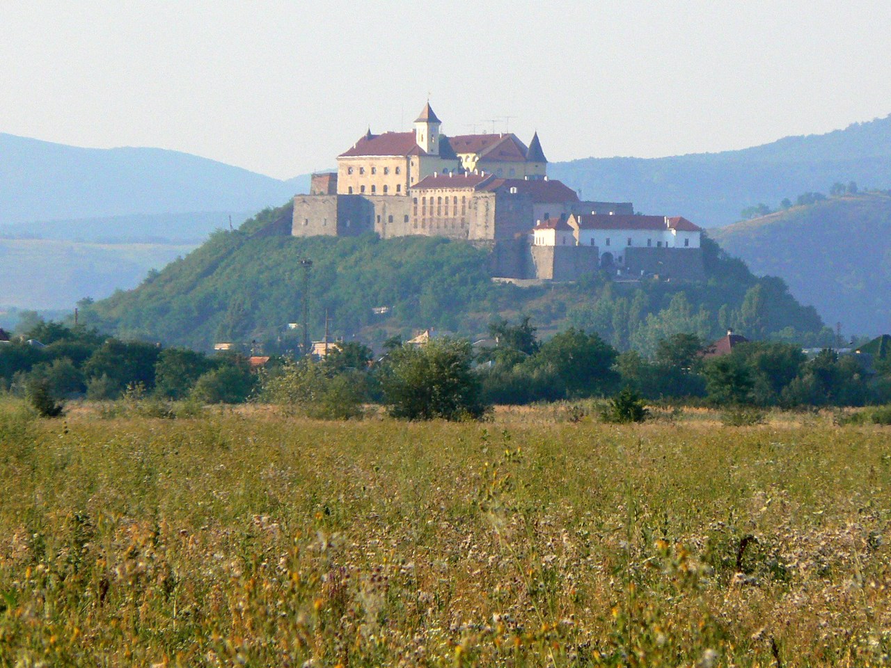 мукачевский замок фото