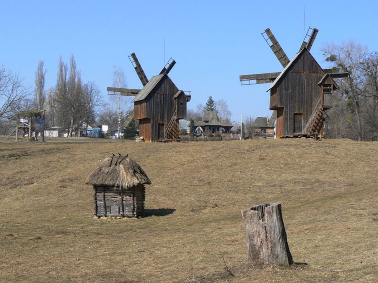 Чернівецький музей народної архітектури та побуту